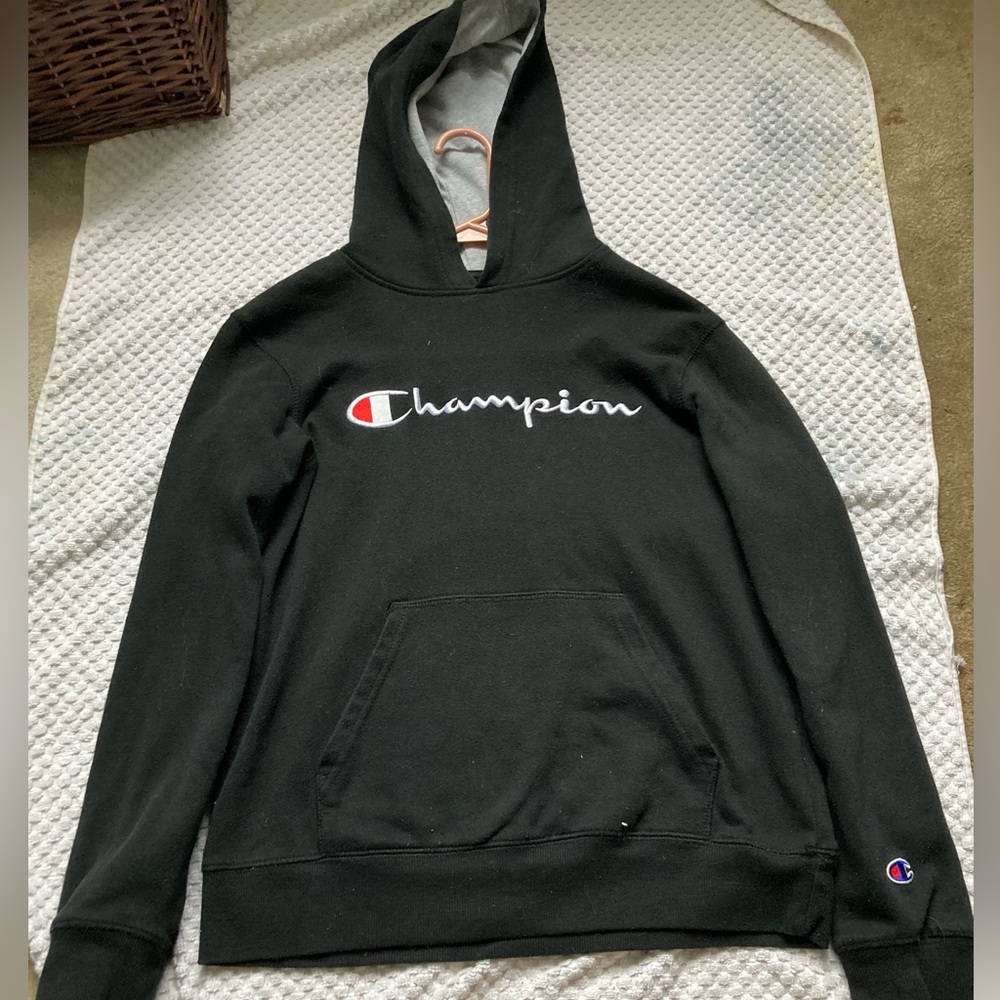 Black champions hoodie size L